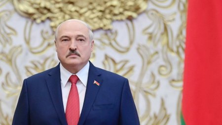Лукашенко подписал декрет о передаче власти Совбезу в случае своей смерти - «Новости»