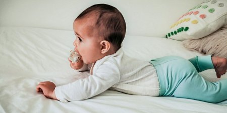 Нормы развития ребенка по месяцам - «Ребенок»