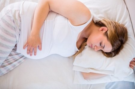 Почему в беременность так важен хороший сон? - «Беременность»