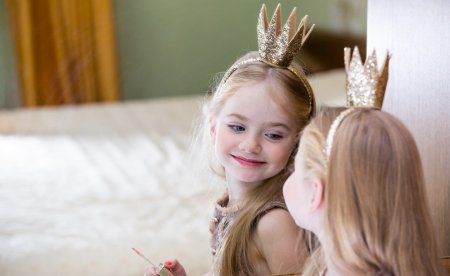 Игра в принцесс: как не испортить характер девочек? - « Как воспитывать ребенка»