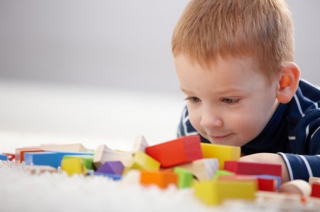 Как научить ребенка убирать игрушки - « Как воспитывать ребенка»