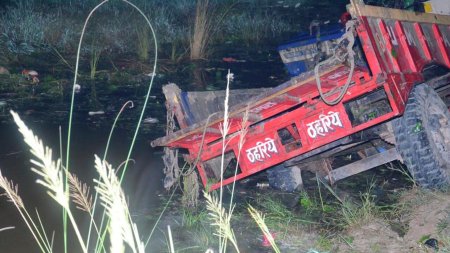 В Индии не менее 27 человек погибли при падении трактора в пруд - «Мой папа знает»