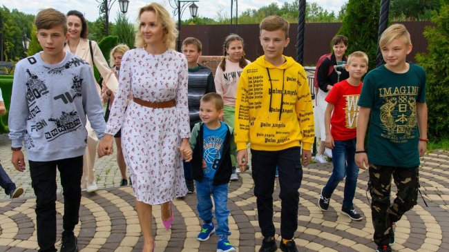 Киев преследует семьи, опекающие сирот из Донбасса, заявила Львова-Белова - «Мой папа знает»