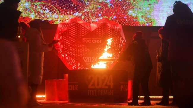 На выставке "Россия" зажгли огонь Всероссийского семейного очага - «Семья»