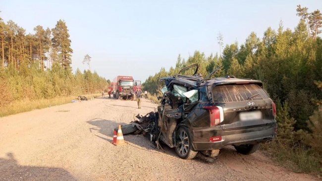 В Приангарье два человека погибли в ДТП с участием грузовика и иномарки - «Мой папа знает»