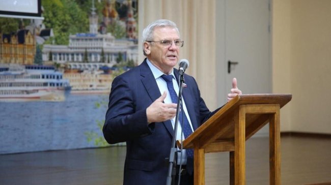 Спикер нижегородского парламента Люлин: бизнес должен поддерживать семьи - «Семья»