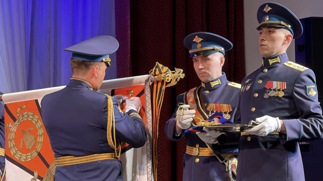 Орден Кутузова вручен 1065-му Костромскому полку - «Семья»