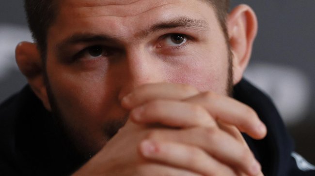 "Попробуй сказать это моей сестре": зачем Хабибу война с женщинами в ММА - «Семья»