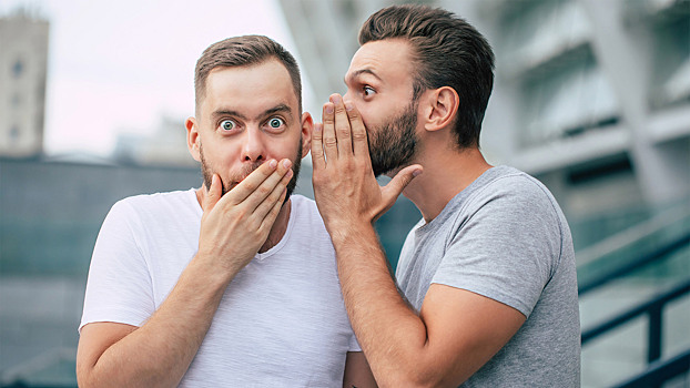 Почему мужчины сплетничают не меньше женщин: результат исследований разрушает стереотипы - «Отношения»