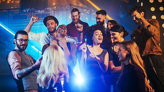 «Ты где?» — «На движе». Разбираем главный сленг 2010-х - «Мой папа знает»