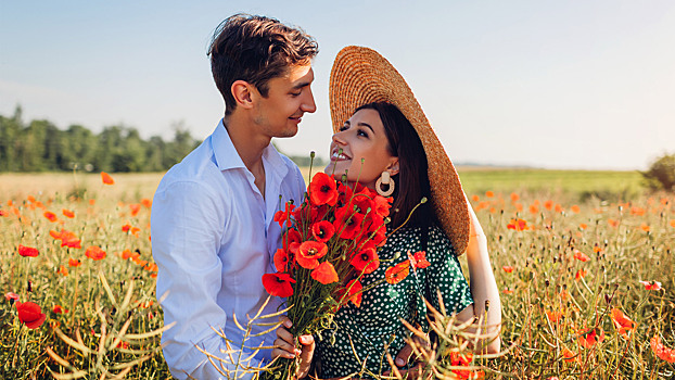 Жестяная свадьба: сколько лет в браке, как отпраздновать и что подарить - «Отношения»