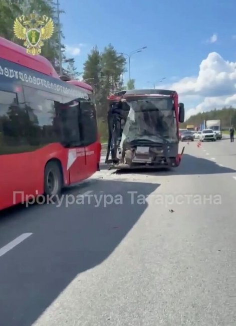РИА Новости: один из пострадавших в ДТП с автобусами в Казани госпитализирован - «Мой папа знает»