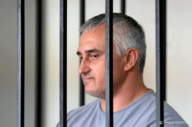 Суд в Екатеринбурге продлил арест 2 фигурантам дела об избиении ученого Зезина - «Мой папа знает»